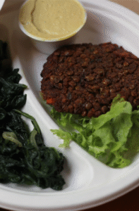 *Burger di lenticchie, pane, prezzemolo e paprika